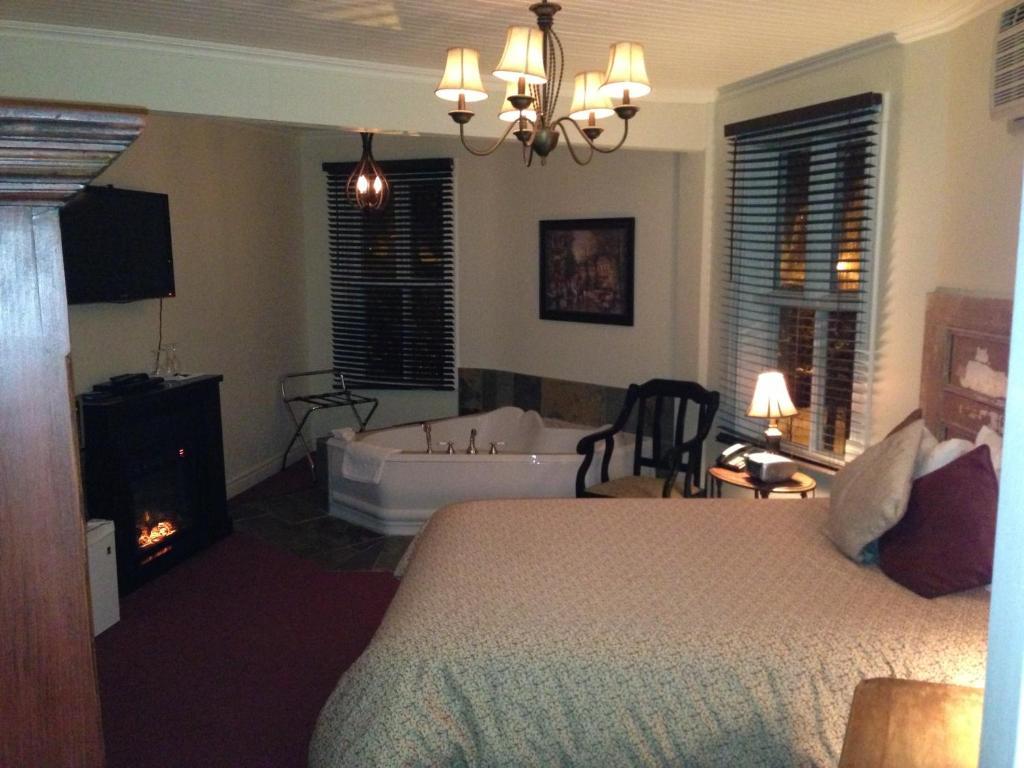 Auberge de La Tour du Lac Sainte-Agathe-des-Monts Chambre photo