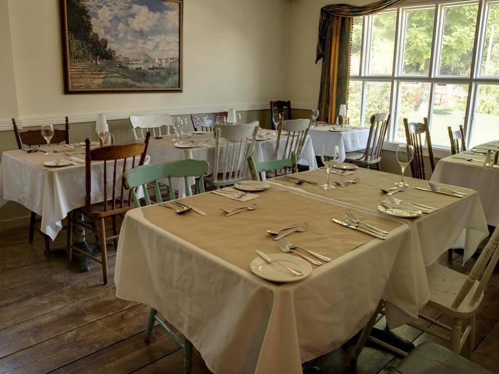 Auberge de La Tour du Lac Sainte-Agathe-des-Monts Extérieur photo