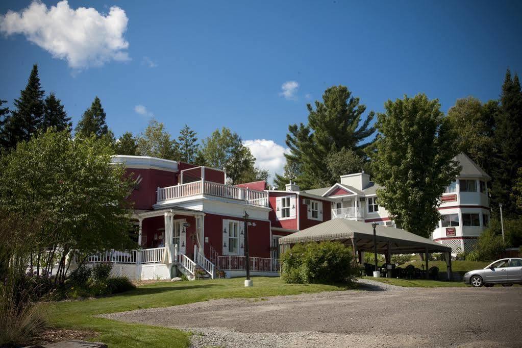 Auberge de La Tour du Lac Sainte-Agathe-des-Monts Extérieur photo