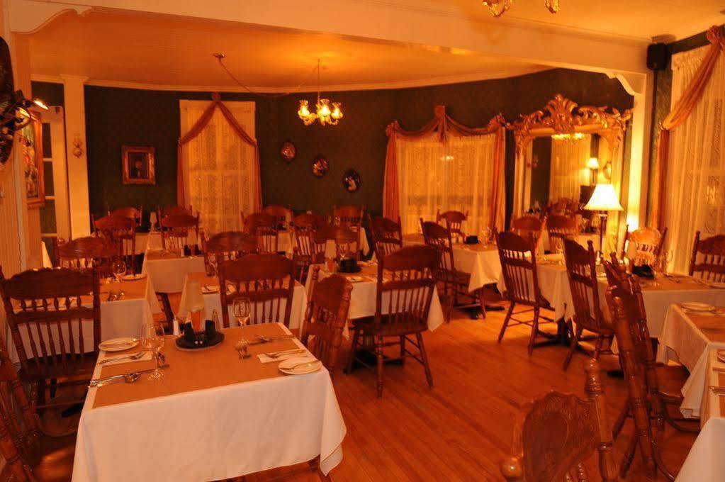 Auberge de La Tour du Lac Sainte-Agathe-des-Monts Extérieur photo